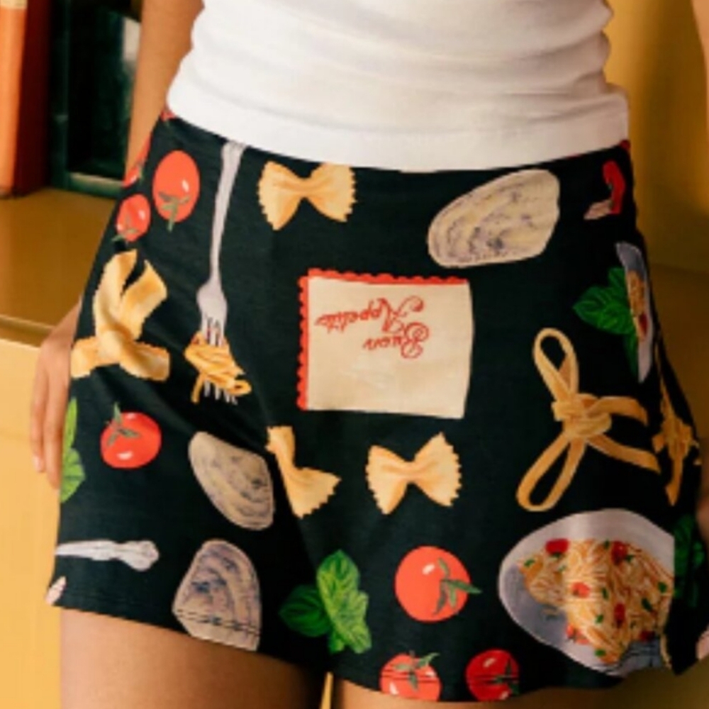 Darcy Skort LISA SAYS GAH Buon Appetito Black